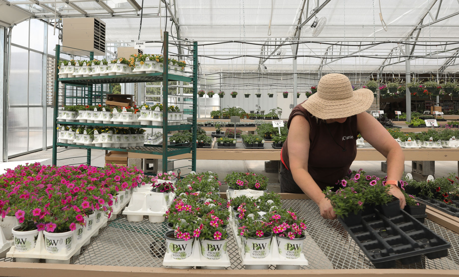 Steinbrink Landscaping & Greenhouses